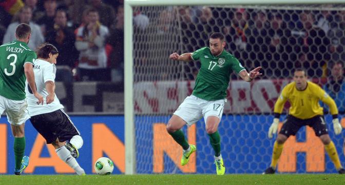 Germania-Irlanda: Sami Khedira segna il gol dell'1-0. Epa